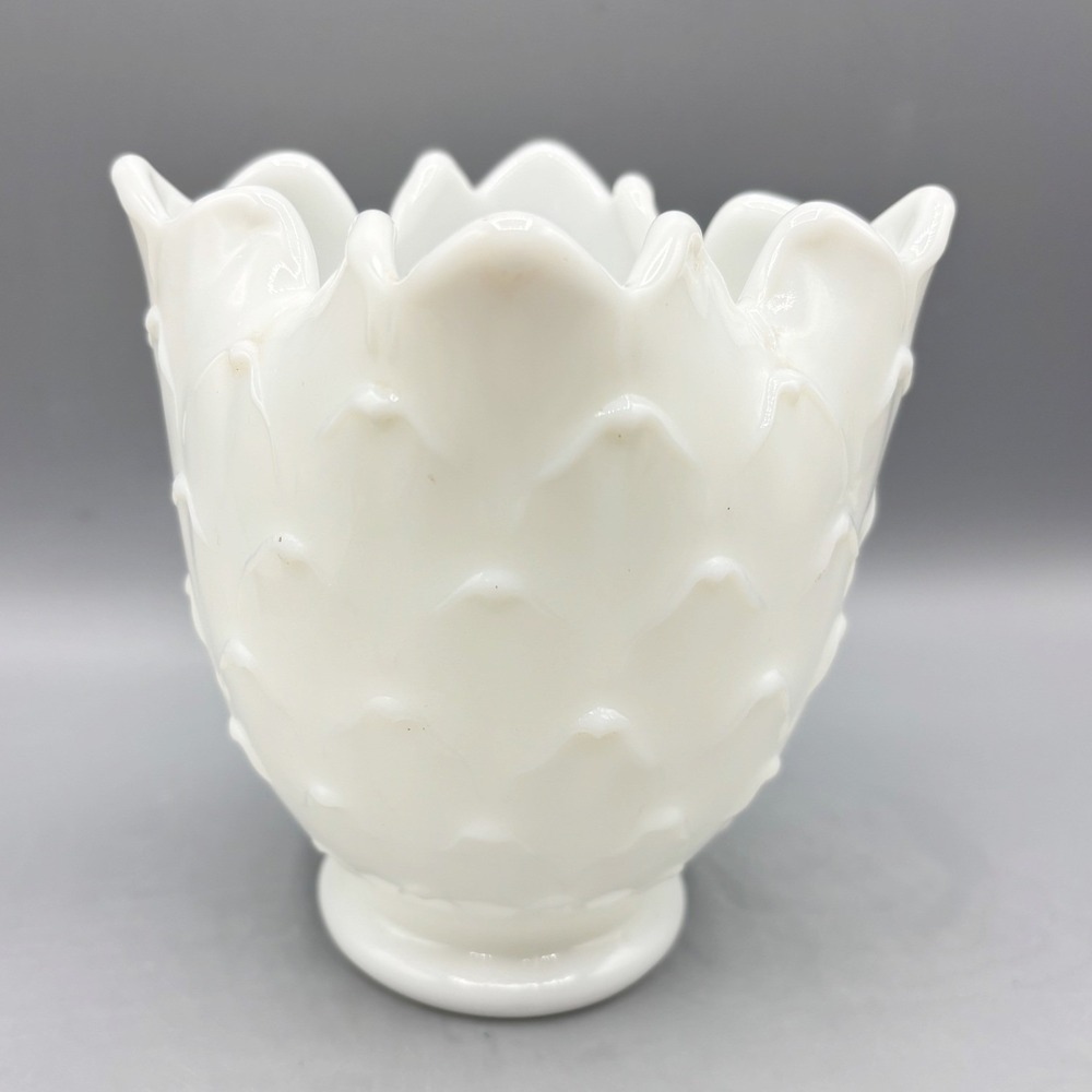 Vintage Imperial Glass Milk Glass Rose Bowl‎ Vase 1950s Artichoke Petal Pattern